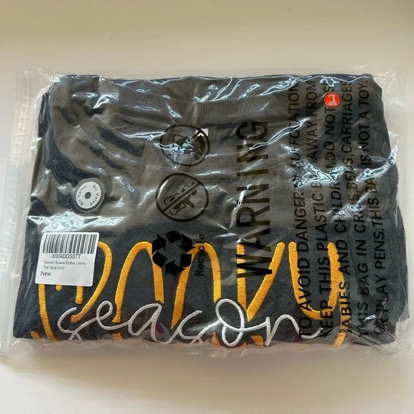 Halloween “Spooky” Deep Grey Large Long Sleeves Sweat Shirt - Picture 2 of 4